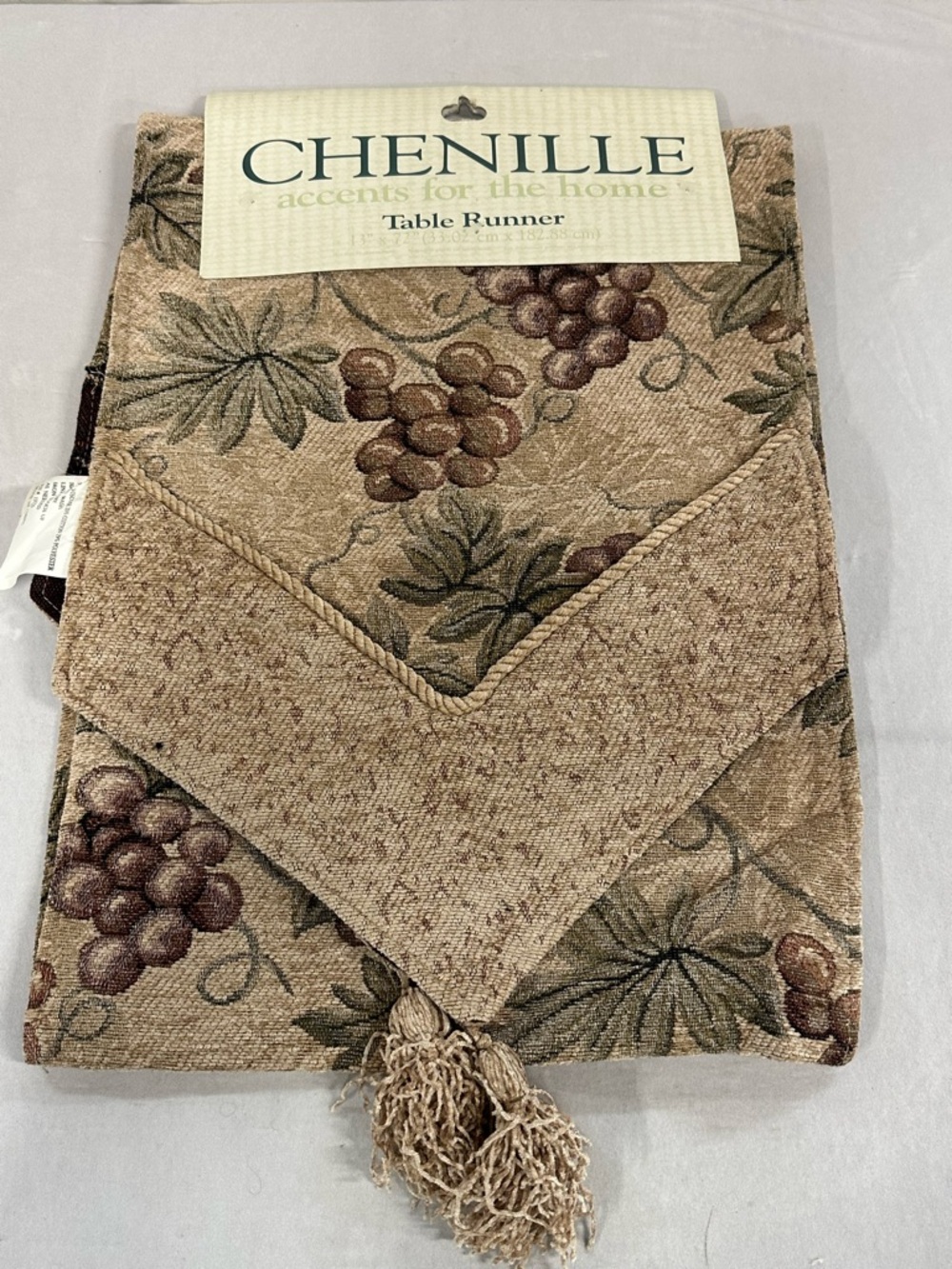 Vintage Chenile Accents for the Home Table Runner